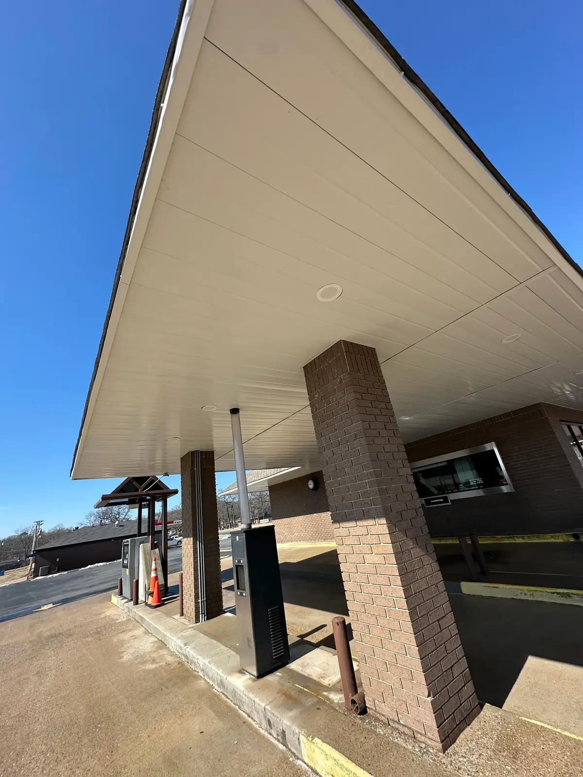 Professional commercial canopy cleaning in Heber Springs, Arkansas — column base